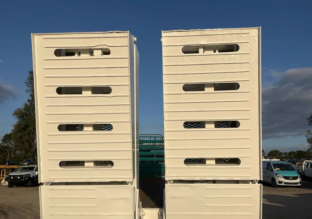 **Wrecking** 2001 International ACCO - Image 9