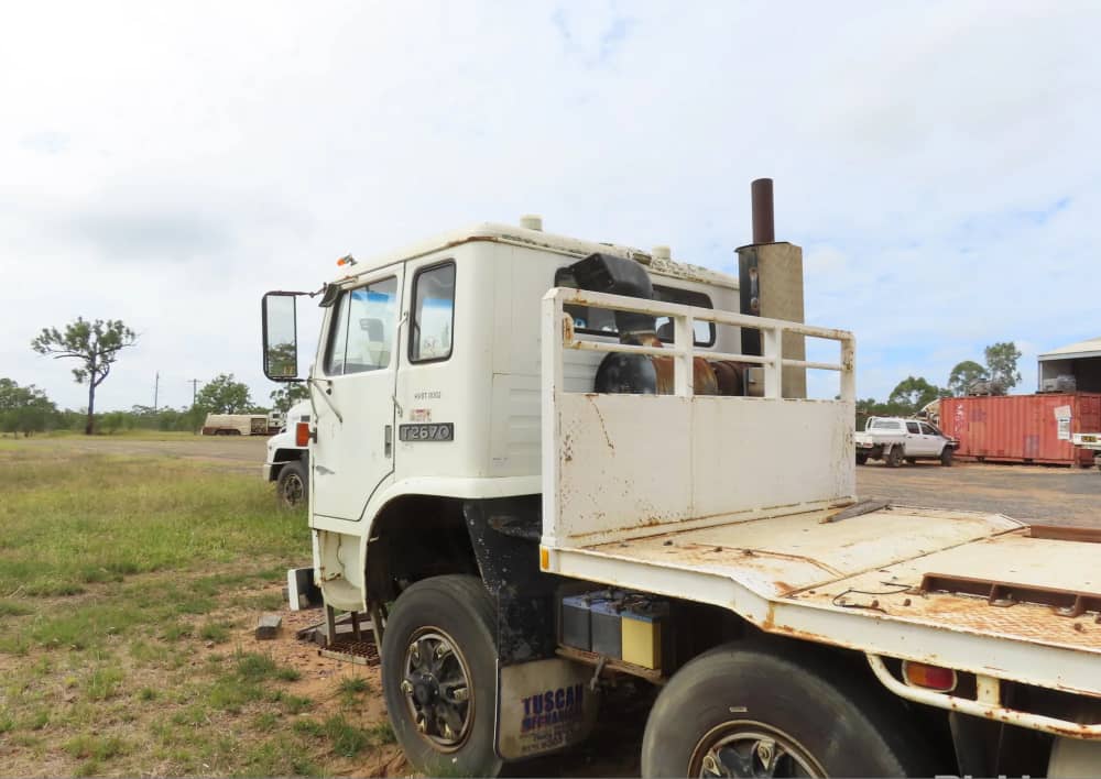 **Wrecking** International TK2670 - Image 2