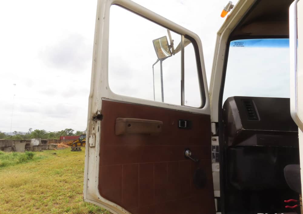 **Wrecking** International TK2670 - Image 24