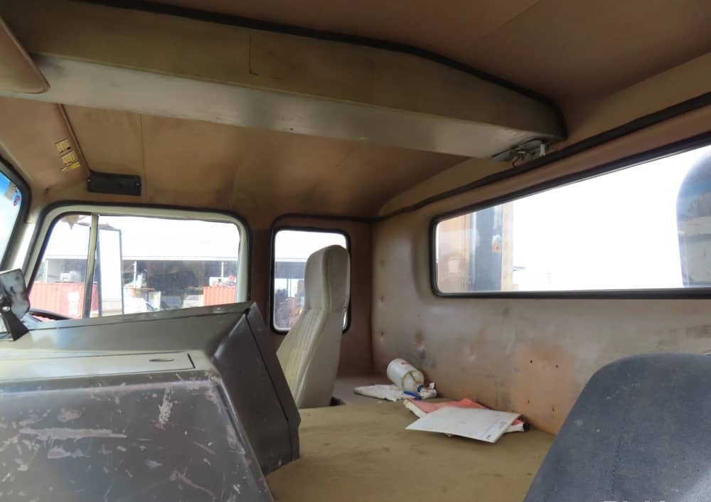 **Wrecking** International TK2670 - Image 26