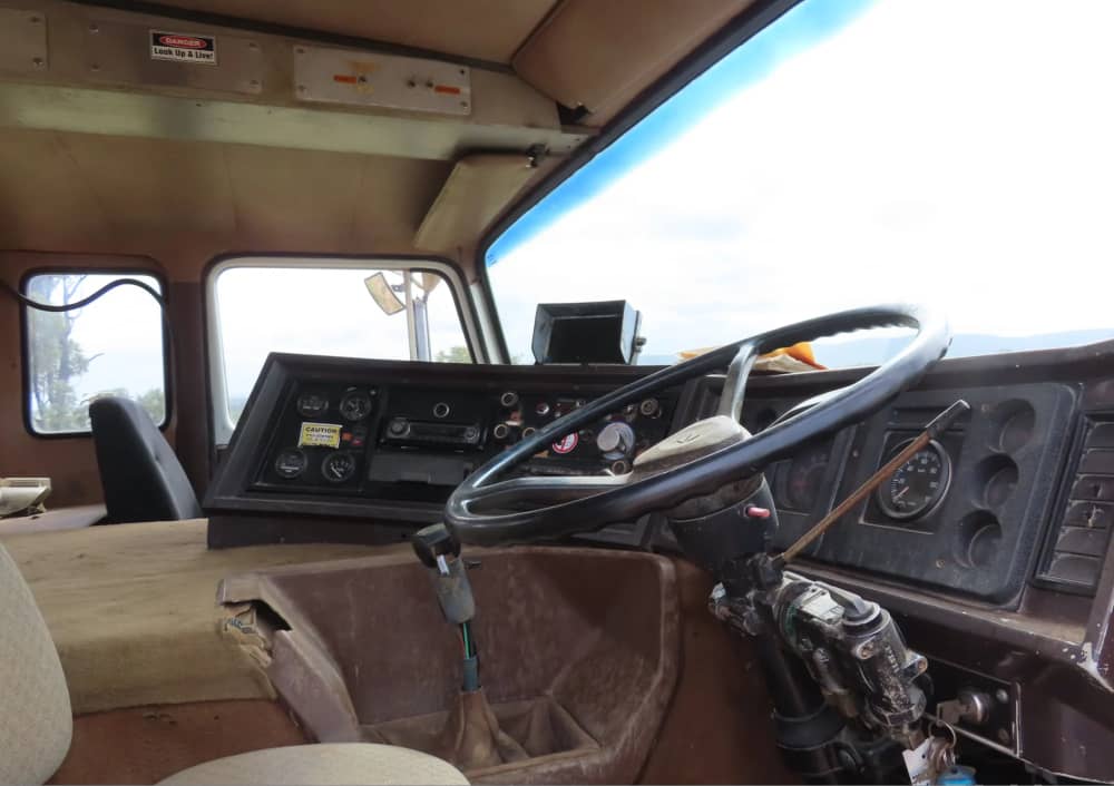 **Wrecking** International TK2670 - Image 34