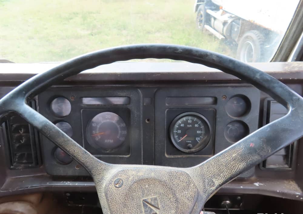 **Wrecking** International TK2670 - Image 37