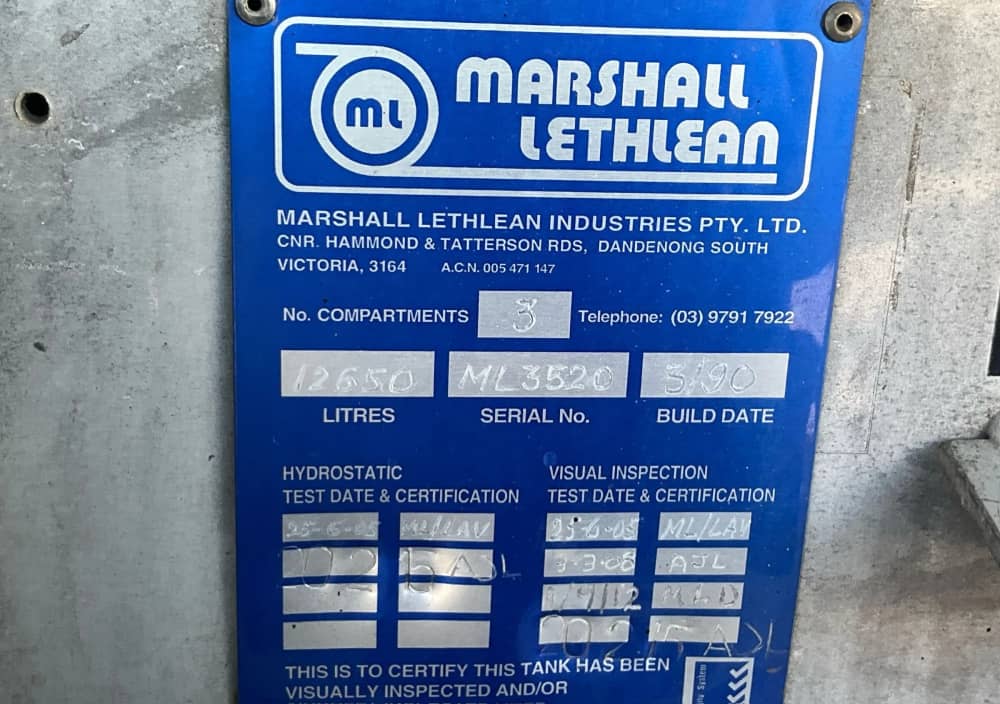 **Wrecking** 1989 International ACCO - Image 11