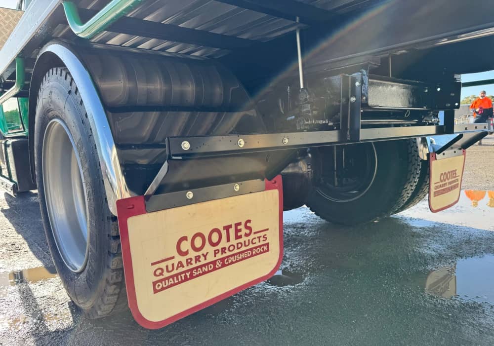 **Wrecking** 1965 International AB180 Series - Image 8