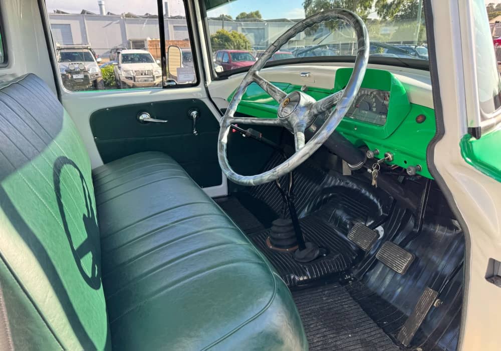 **Wrecking** 1965 International AB180 Series - Image 22