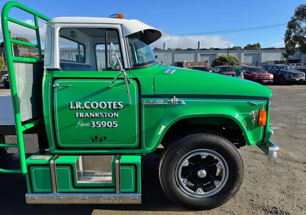 **Wrecking** 1965 International AB180 Series - Image 27