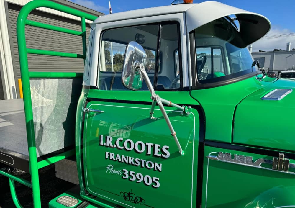 **Wrecking** 1965 International AB180 Series - Image 30