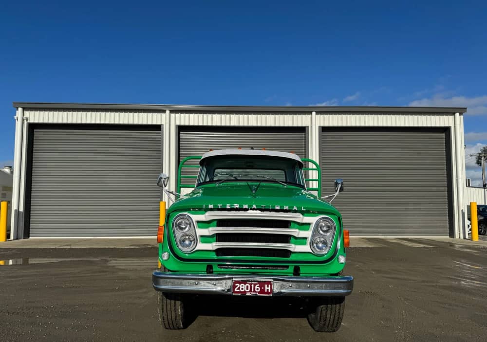 **Wrecking** 1965 International AB180 Series - Image 37