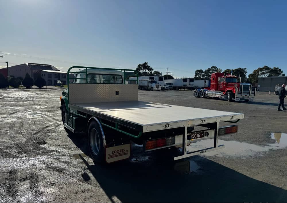 **Wrecking** 1965 International AB180 Series - Image 39