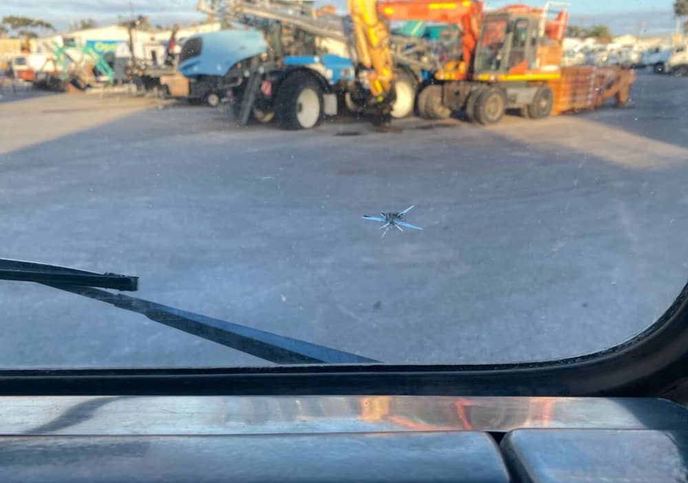 **Wrecking** 1997 International ACCO 2350G - Image 7