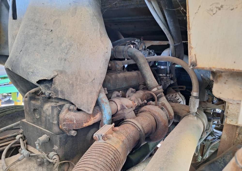 ** Wrecking ** 1984 International ACCO T2650 - Image 6