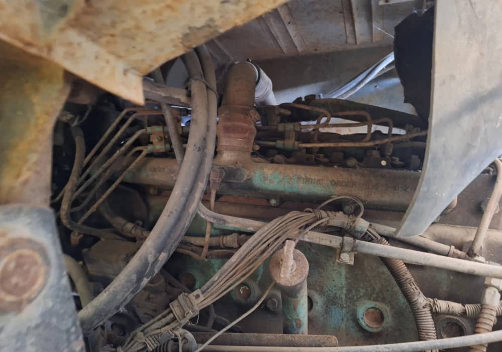 ** Wrecking ** 1984 International ACCO T2650 - Image 7