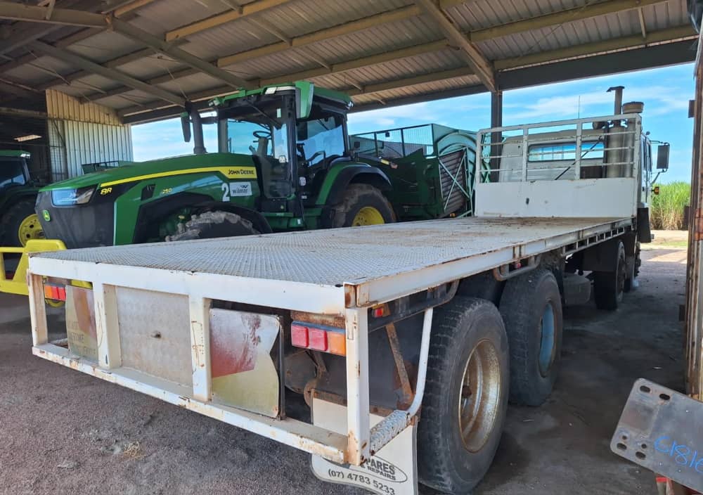 ** Wrecking ** 1984 International ACCO T2650 - Image 21