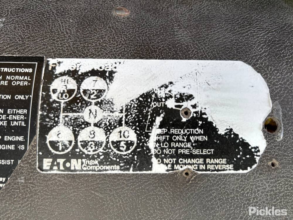 **Wrecking** 1987 International Transtar 4670 - Image 10