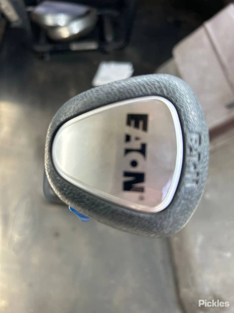 **Wrecking** 1987 International Transtar 4670 - Image 11