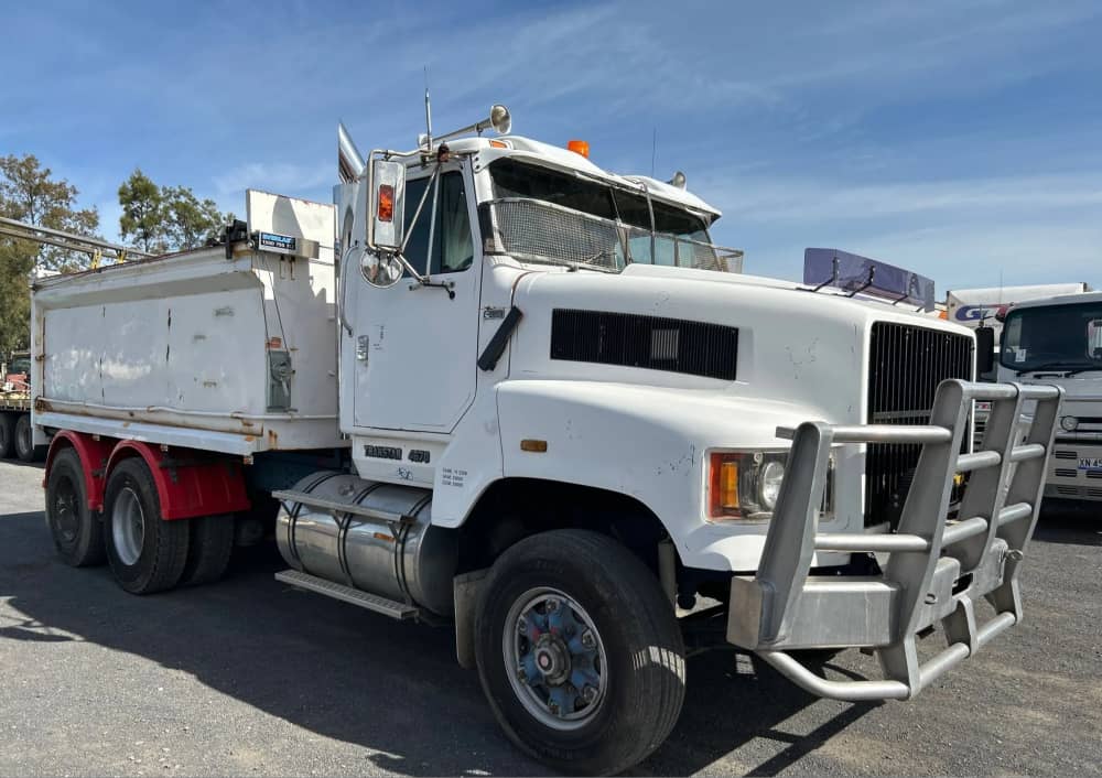 **Wrecking** 1987 International Transtar 4670 - Image 37