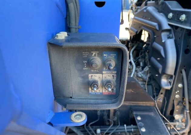 **Wrecking** 2016 Hino FG1J - Image 23