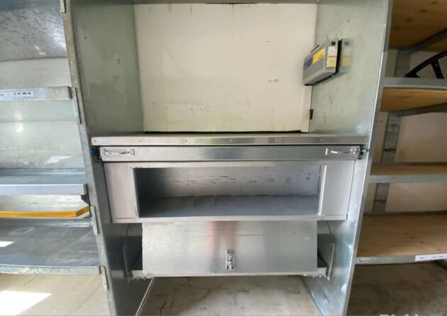 **Wrecking** 2018 Hino 300 921 - Image 11