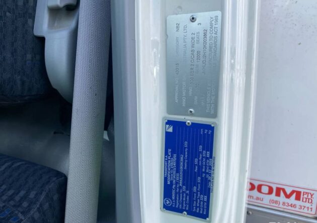 **Wrecking** 2018 Hino 300 921 - Image 23
