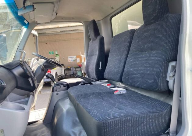 **Wrecking** 2018 Hino 300 921 - Image 28