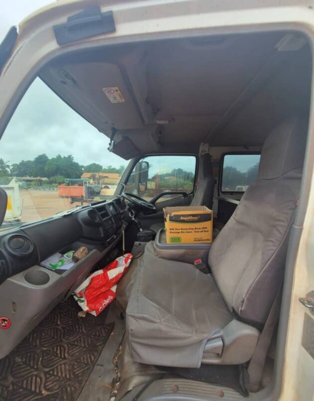 **Wrecking** 2016 Hino 300 921 - Image 12