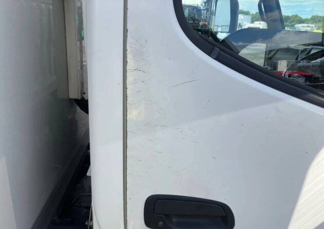 **Wrecking** 2019 Hino 300 616 - Image 4