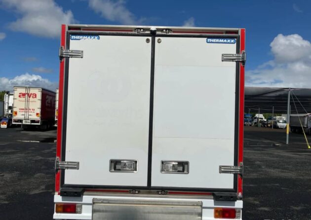 **Wrecking** 2019 Hino 300 616 - Image 13