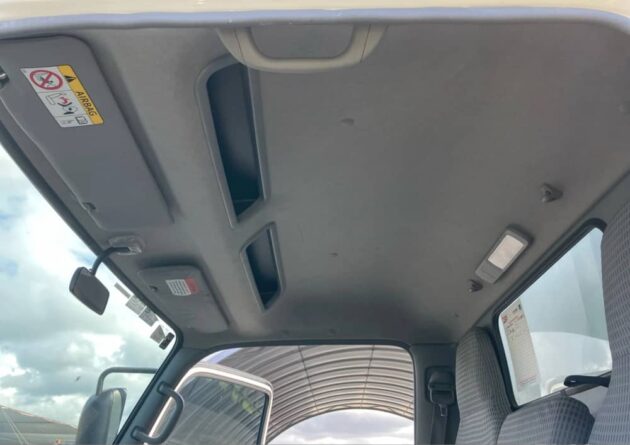 **Wrecking** 2019 Hino 300 616 - Image 14