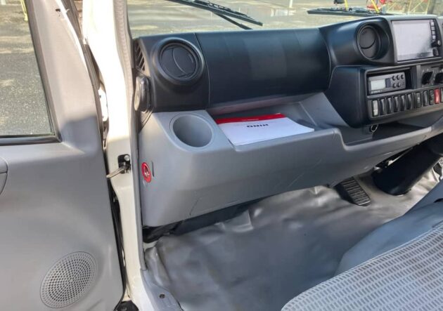 **Wrecking** 2019 Hino 300 616 - Image 18
