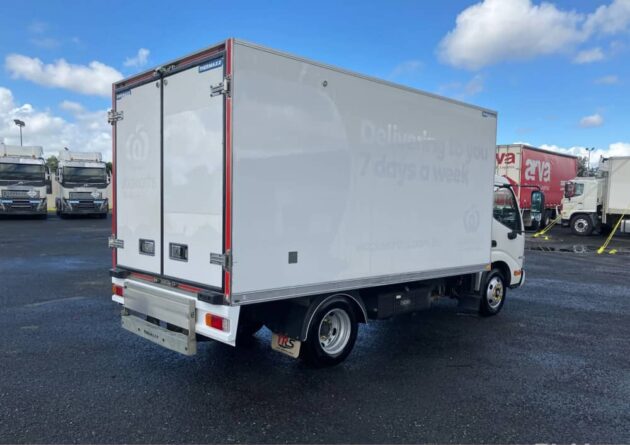 **Wrecking** 2019 Hino 300 616 - Image 41