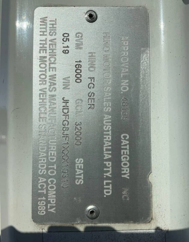 **Wrecking** 2019 Hino FG 500 1628 - Image 10