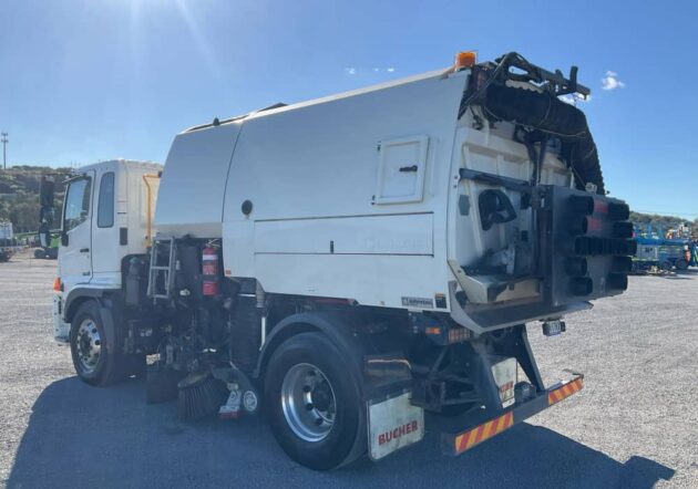 **Wrecking** 2019 Hino FG 500 1628 - Image 31
