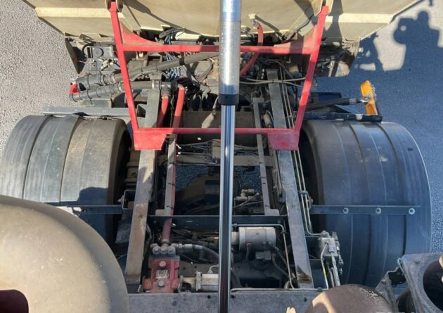 **Wrecking** 2019 Hino FG 500 1628 - Image 32