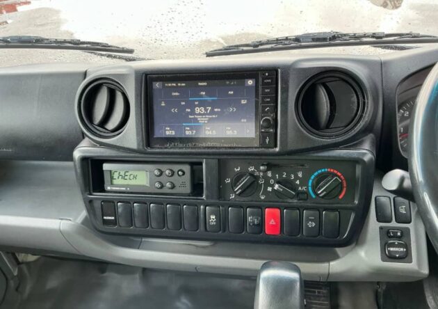 **Wrecking** 2020 Hino 300 616 - Image 4