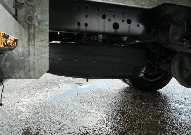 **Wrecking** 2020 Hino 300 616 - Image 12