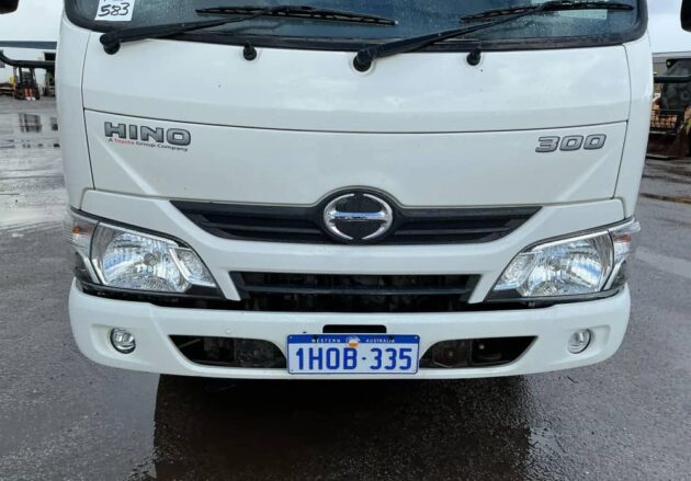 **Wrecking** 2020 Hino 300 616 - Image 26