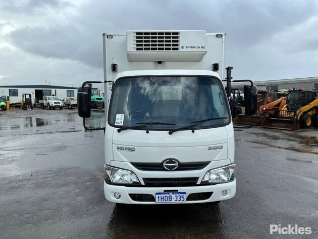 **Wrecking** 2020 Hino 300 616 - Image 32