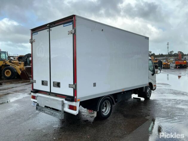 **Wrecking** 2020 Hino 300 616 - Image 33