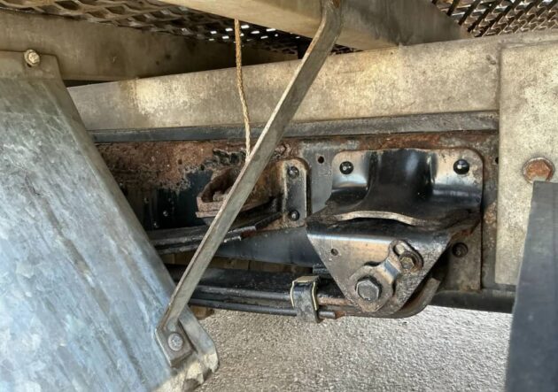 **Wrecking** 2018 Hino 300 616 - Image 14