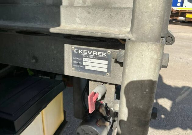 **Wrecking** 2018 Hino 300 616 - Image 33