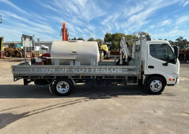 **Wrecking** 2018 Hino 300 616 - Image 55