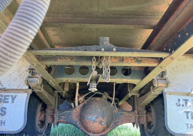 **Wrecking** 1995 Isuzu FSR550 - Image 2