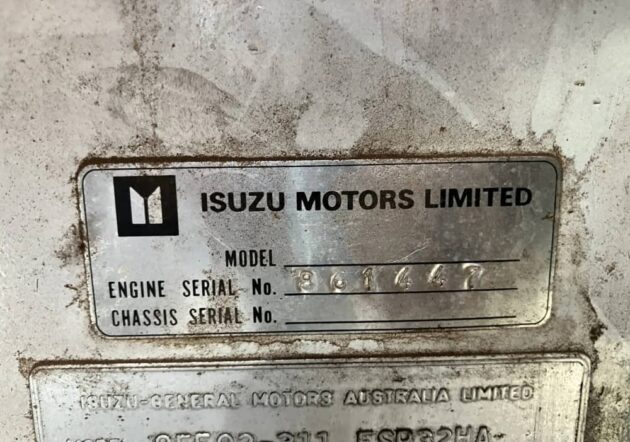 **Wrecking** 1995 Isuzu FSR550 - Image 6