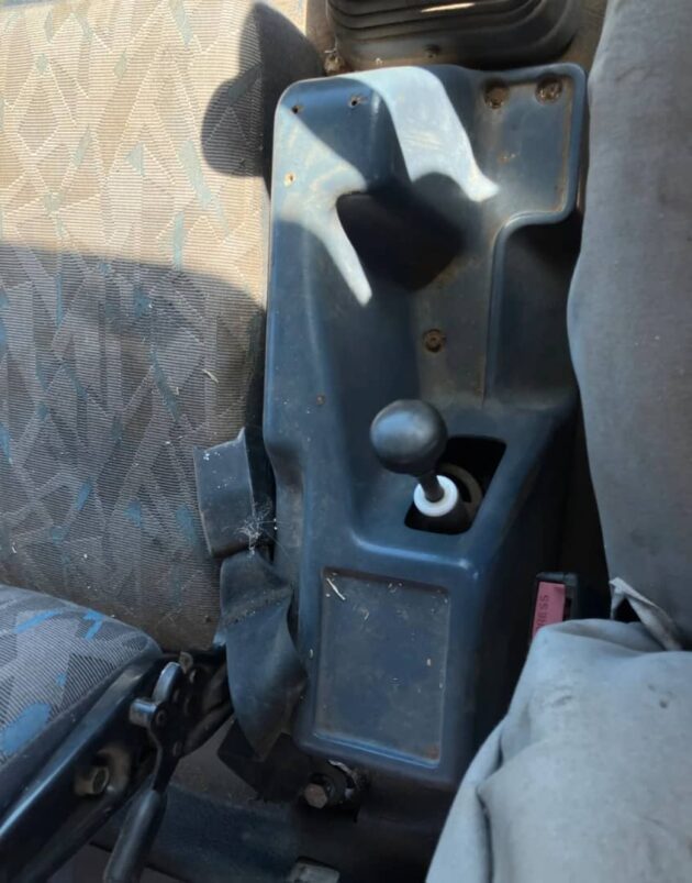 **Wrecking** 1995 Isuzu FSR550 - Image 22