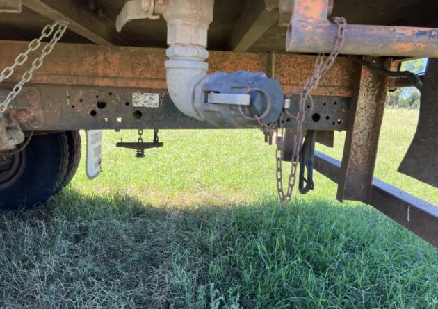**Wrecking** 1995 Isuzu FSR550 - Image 34