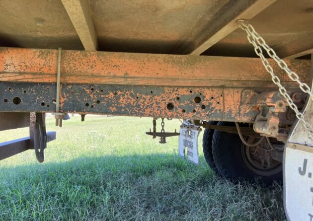 **Wrecking** 1995 Isuzu FSR550 - Image 39