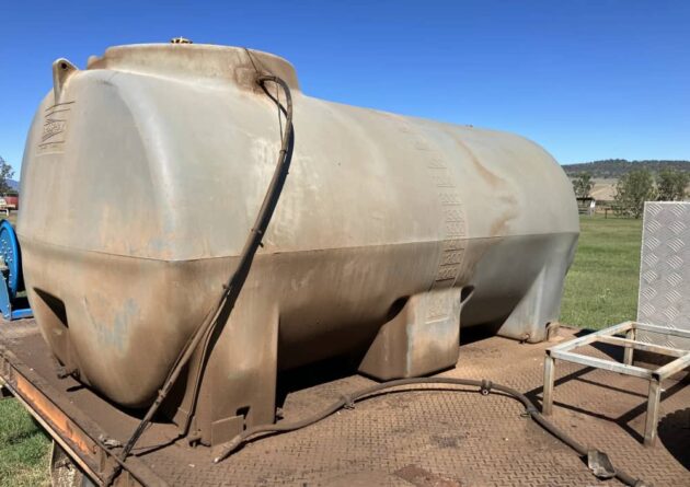 **Wrecking** 1995 Isuzu FSR550 - Image 48