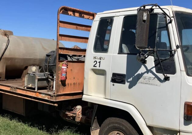 **Wrecking** 1995 Isuzu FSR550 - Image 52