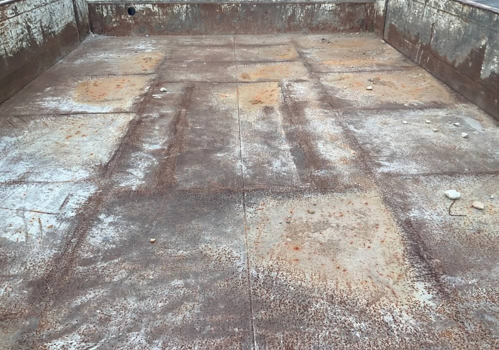 **Wrecking** 2009 Isuzu NPR - Image 8