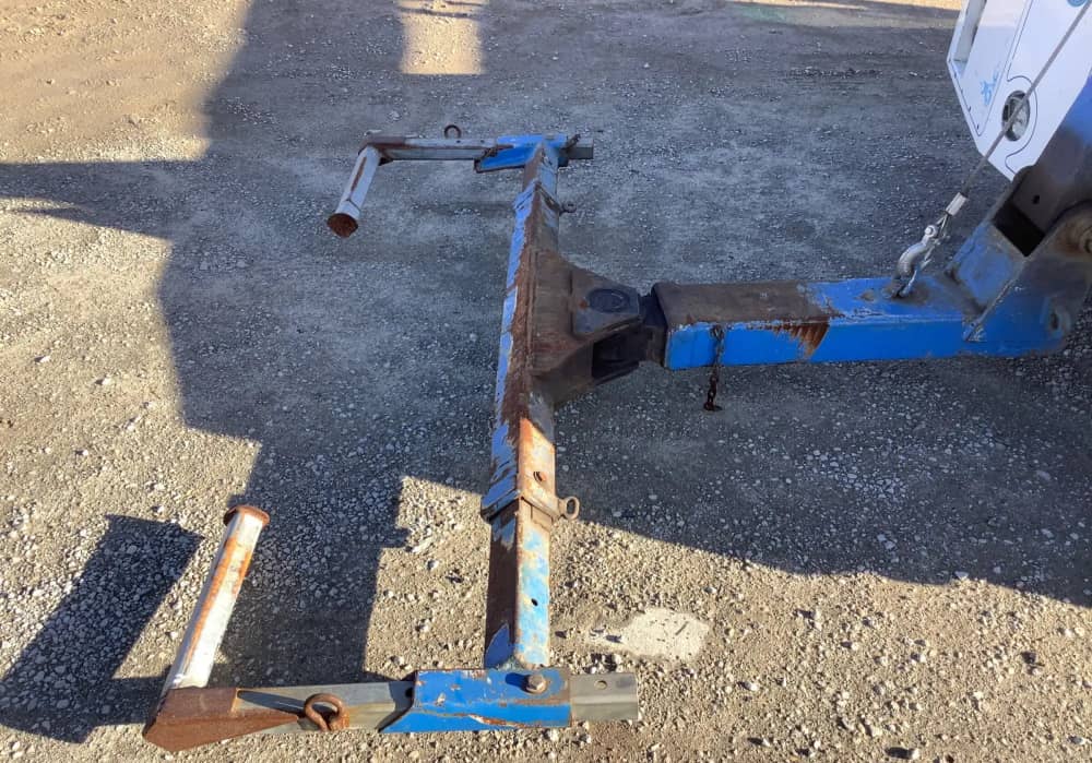 **Wrecking** 2005 Isuzu NPR - Image 23